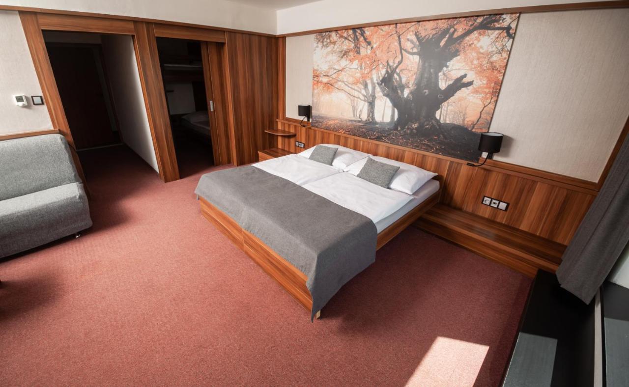 Hotel Kras Jedovnice Eksteriør billede