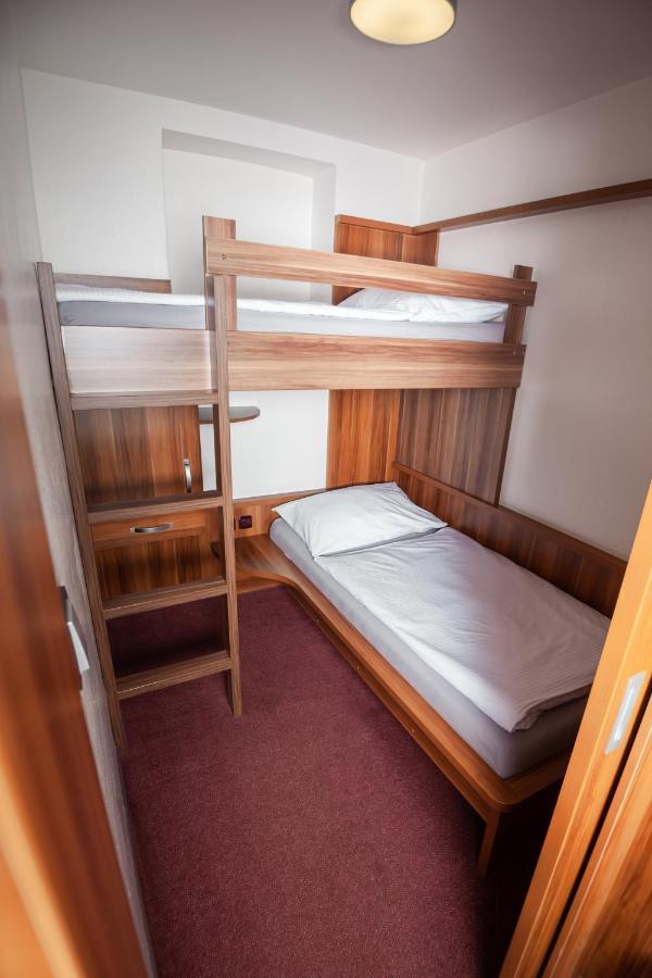 Hotel Kras Jedovnice Eksteriør billede