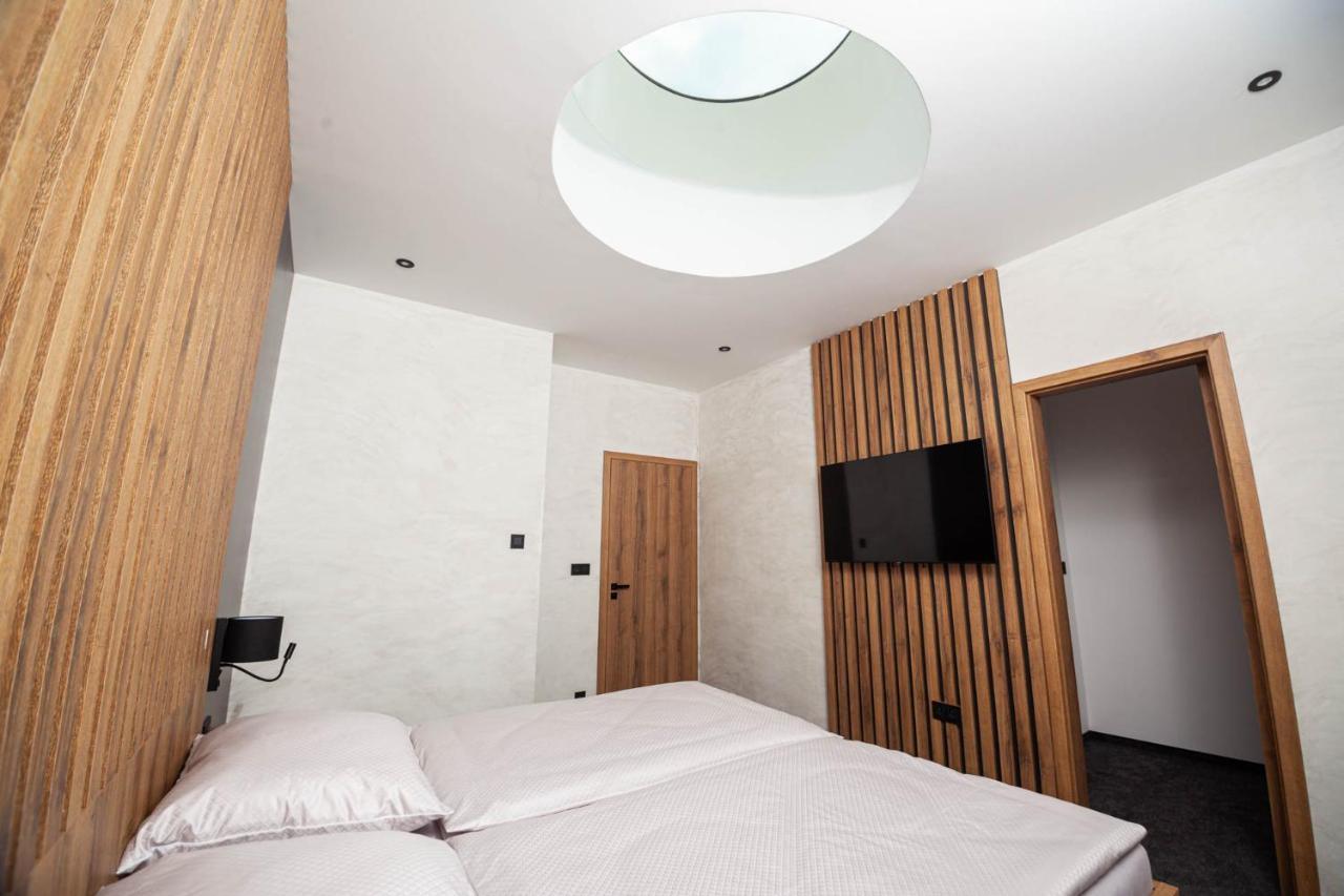 Hotel Kras Jedovnice Eksteriør billede