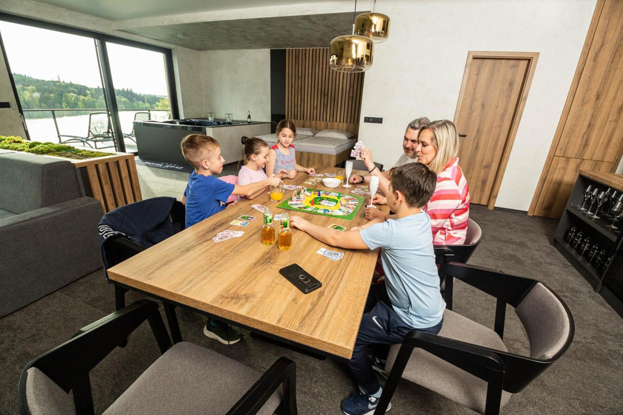 Hotel Kras Jedovnice Eksteriør billede