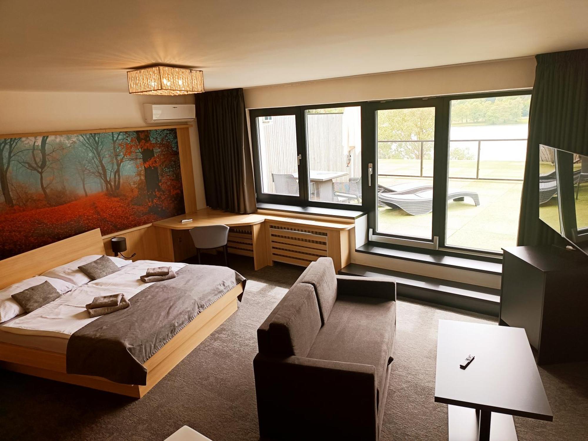 Hotel Kras Jedovnice Eksteriør billede
